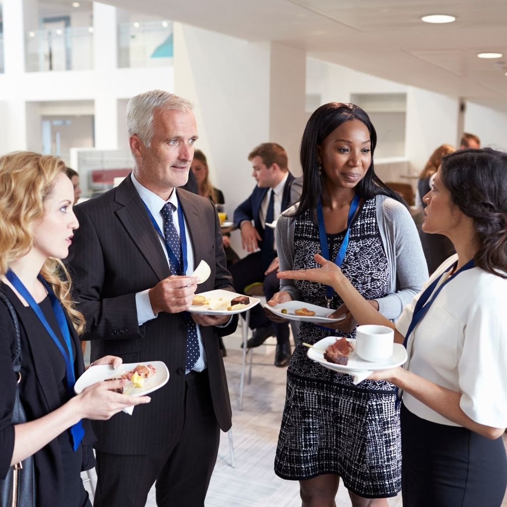 Networking Outside the Company eLearning Course - The Voice Clinic™
